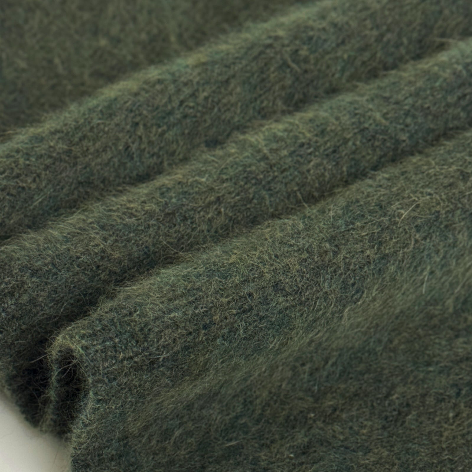 Raccoon Hair Loose V - neck Sweater - Nettarei