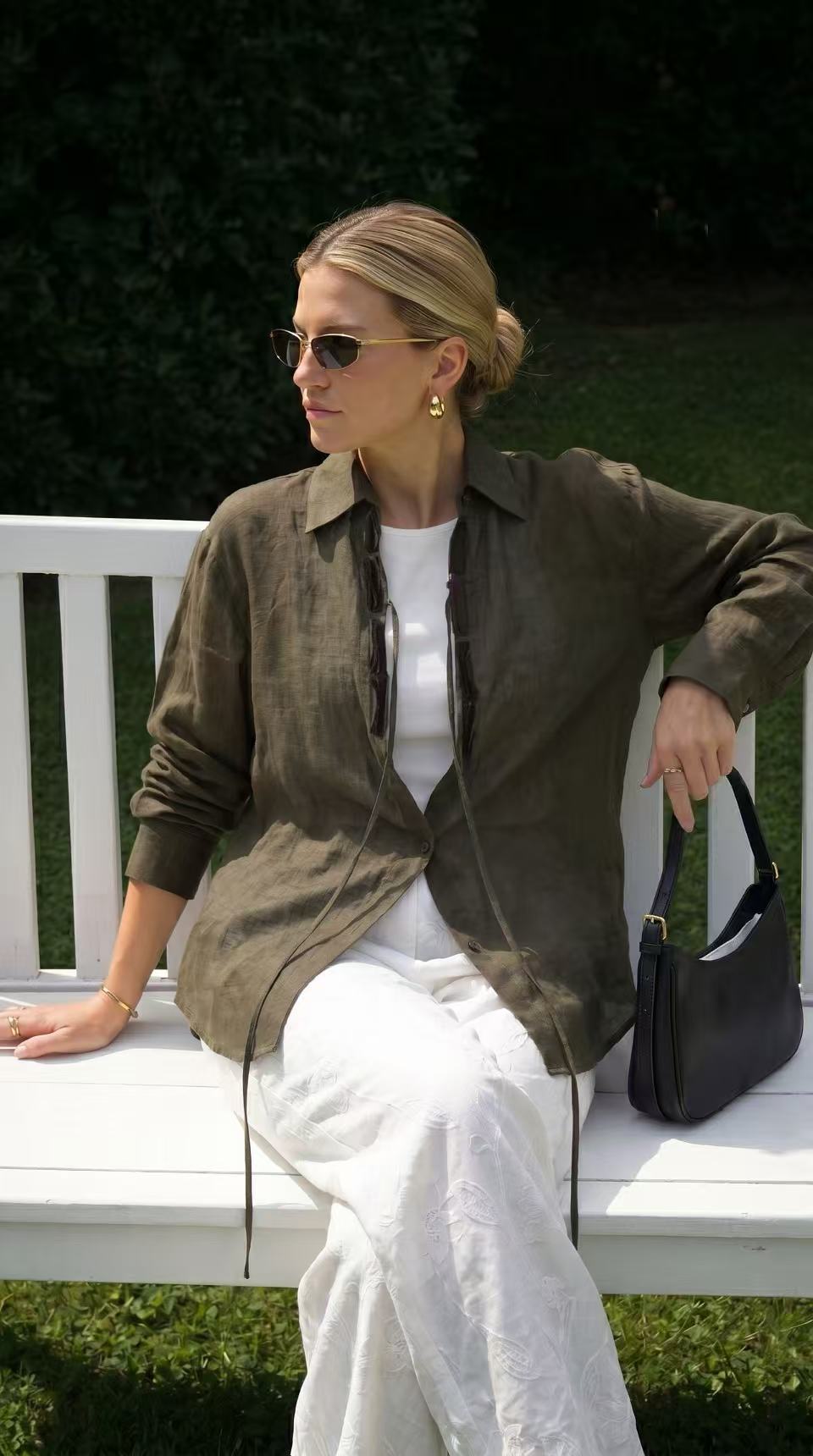 Relaxed Minimalist Oversize Shirt for Women - Nettarei