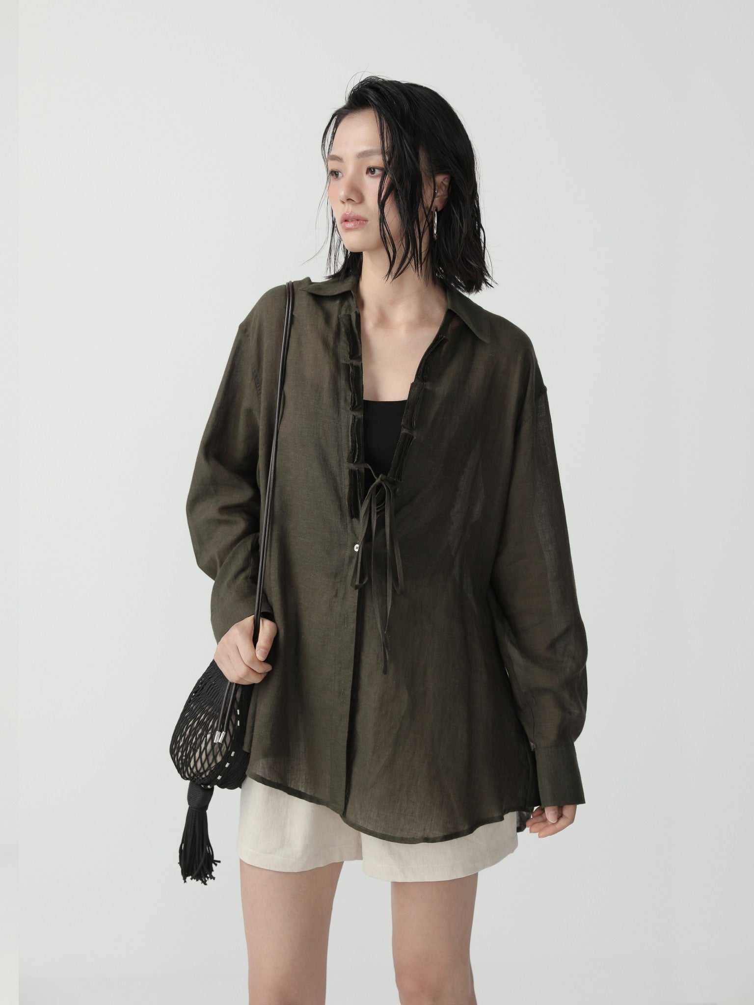 Relaxed Minimalist Oversize Shirt for Women - Nettarei