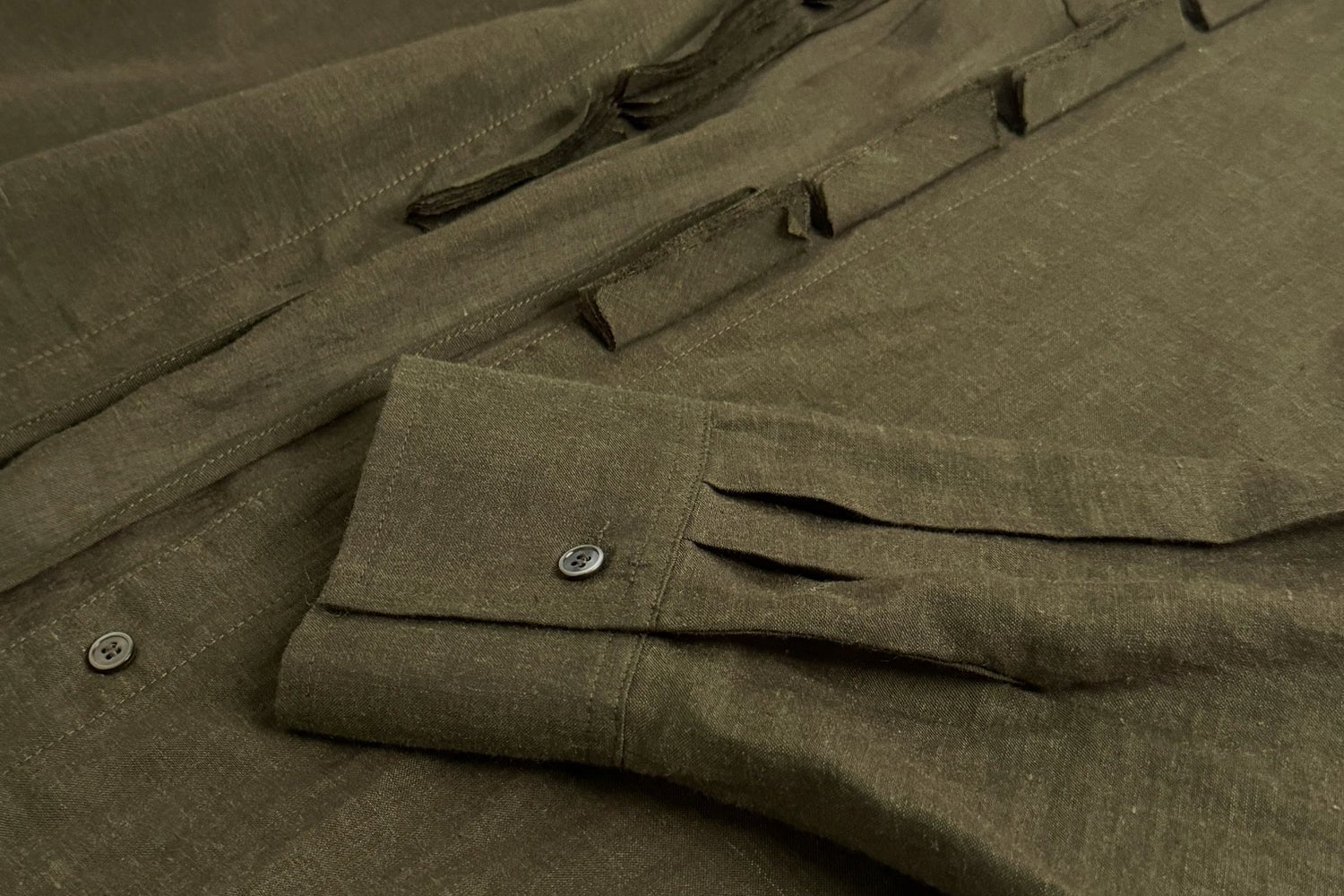 Relaxed Minimalist Oversize Shirt for Women - Nettarei