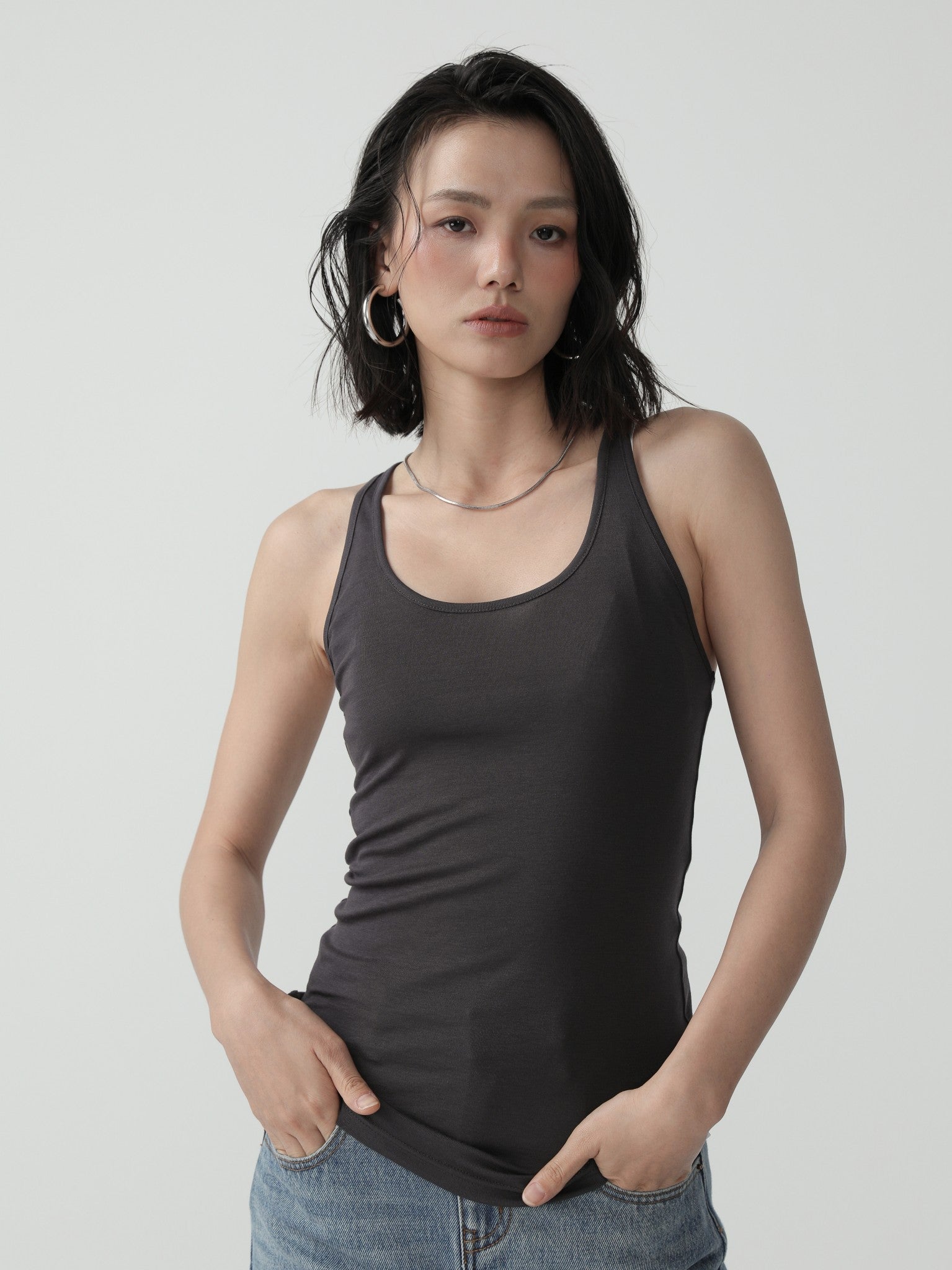 Sleek Fitted Long Sleeve Top - Nettarei