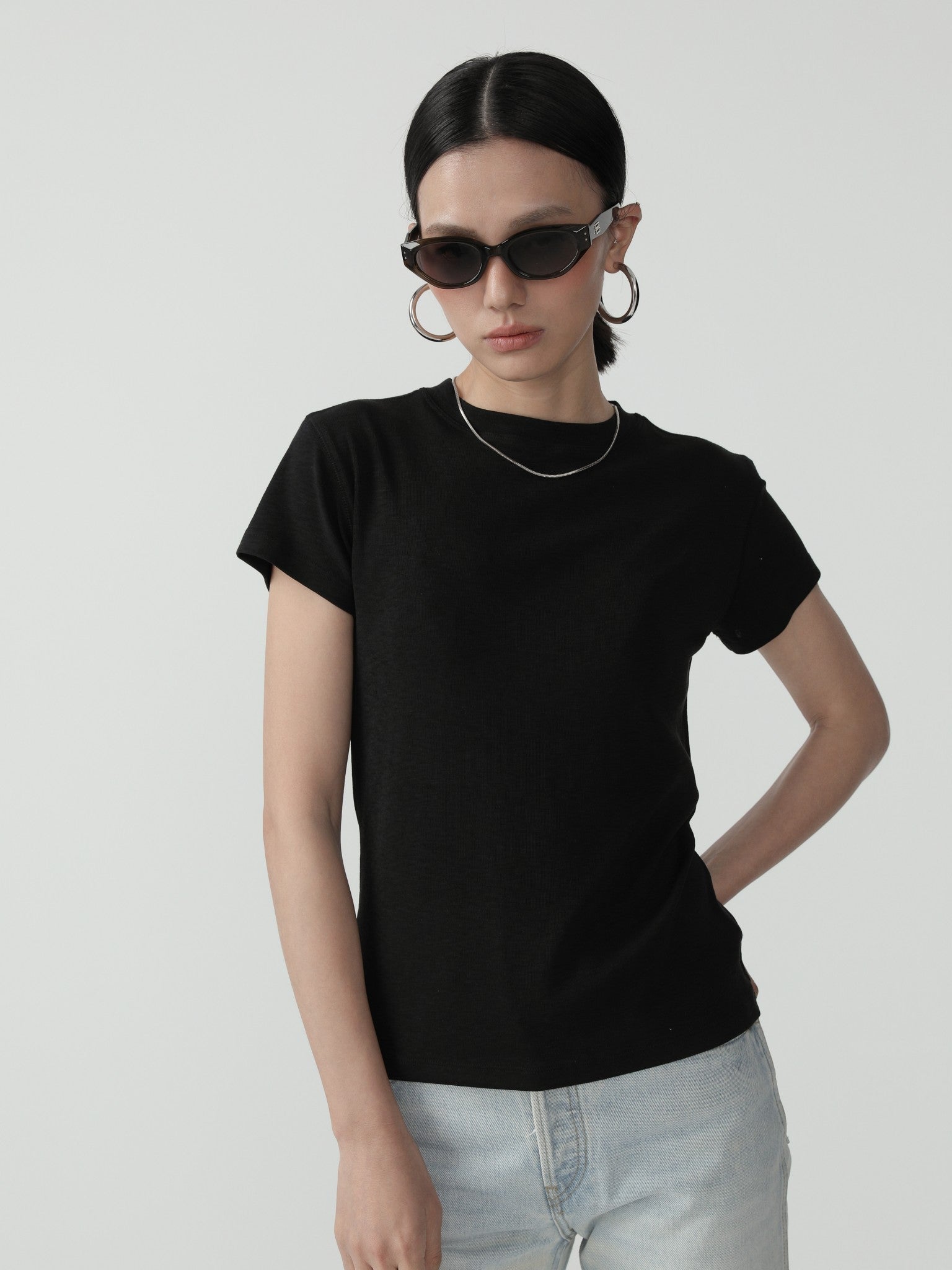 Sleek Minimal Modal Cotton Fitted T-Shirt - Nettarei