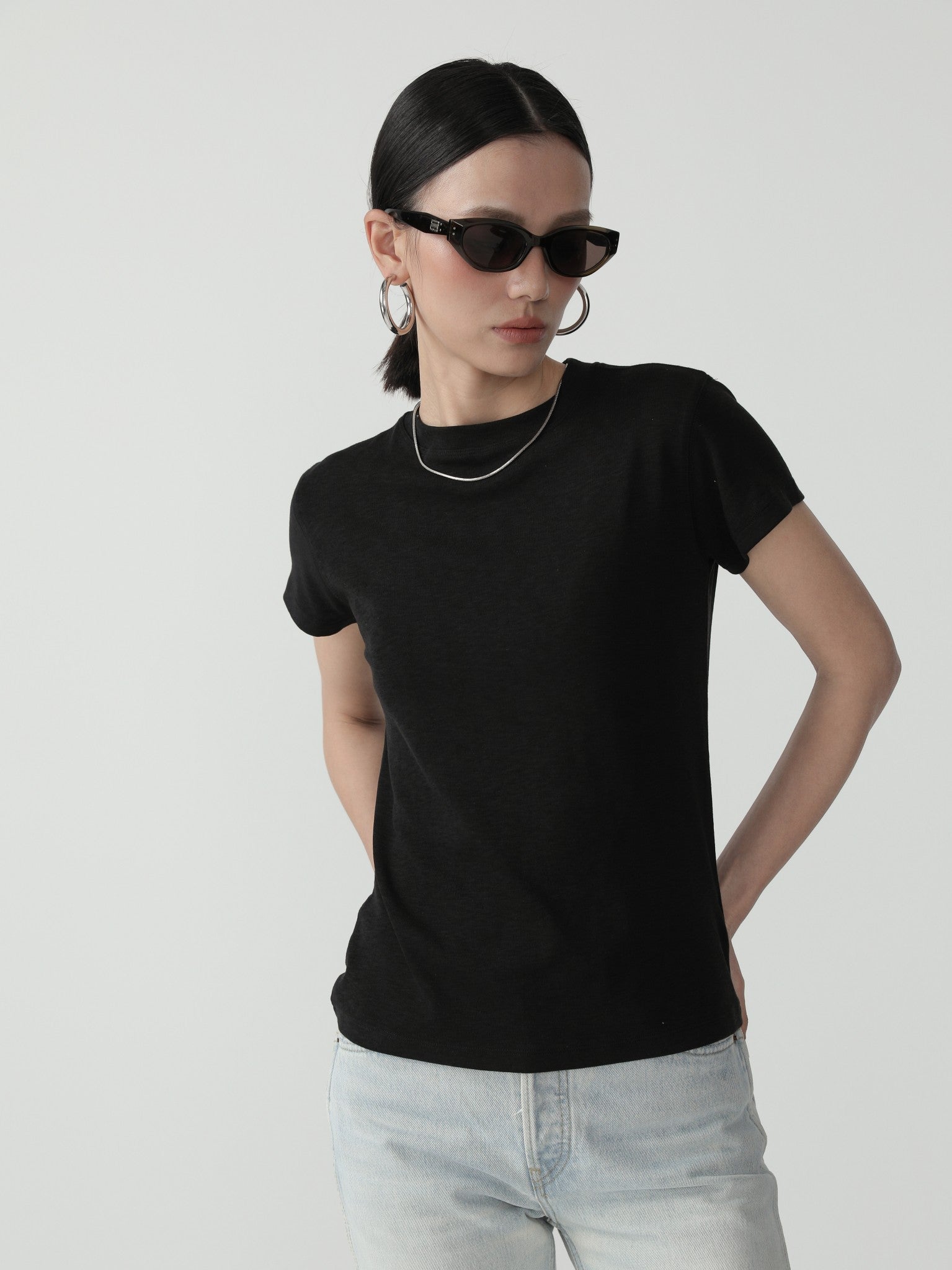 Sleek Minimal Modal Cotton Fitted T-Shirt - Nettarei