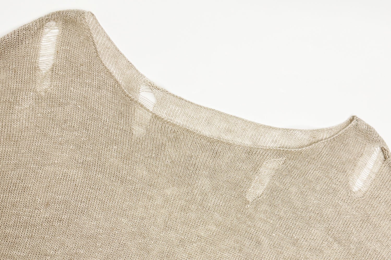 Slim Fit Sleek Minimalist Sweater - Nettarei