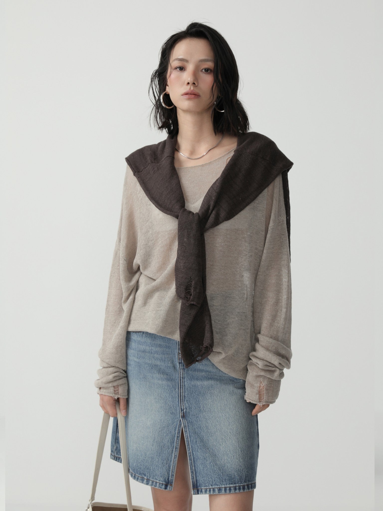 Slim Fit Sleek Minimalist Sweater - Nettarei