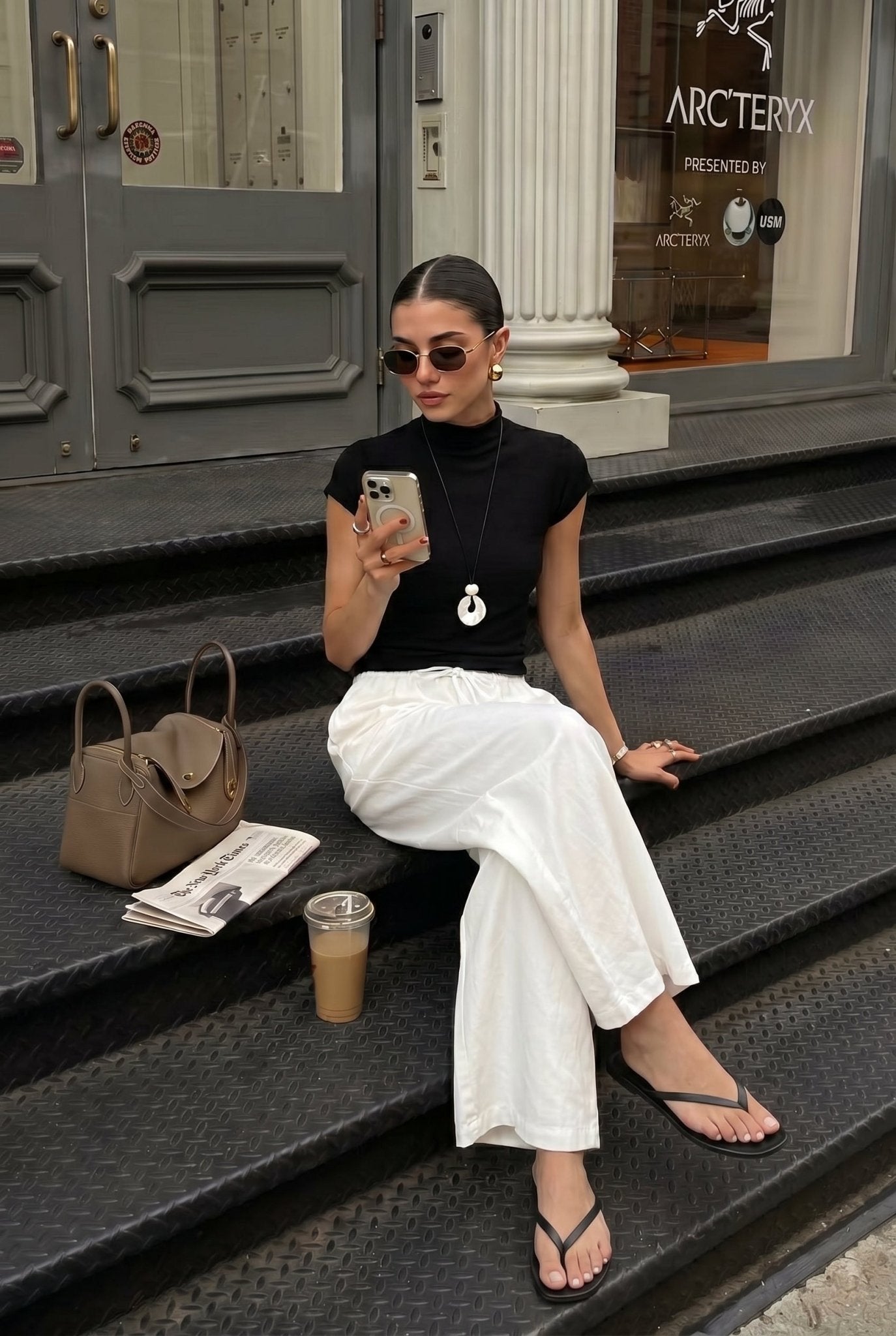 Slim Stretch Turtleneck Tee with Sleek Minimalist Design - Nettarei