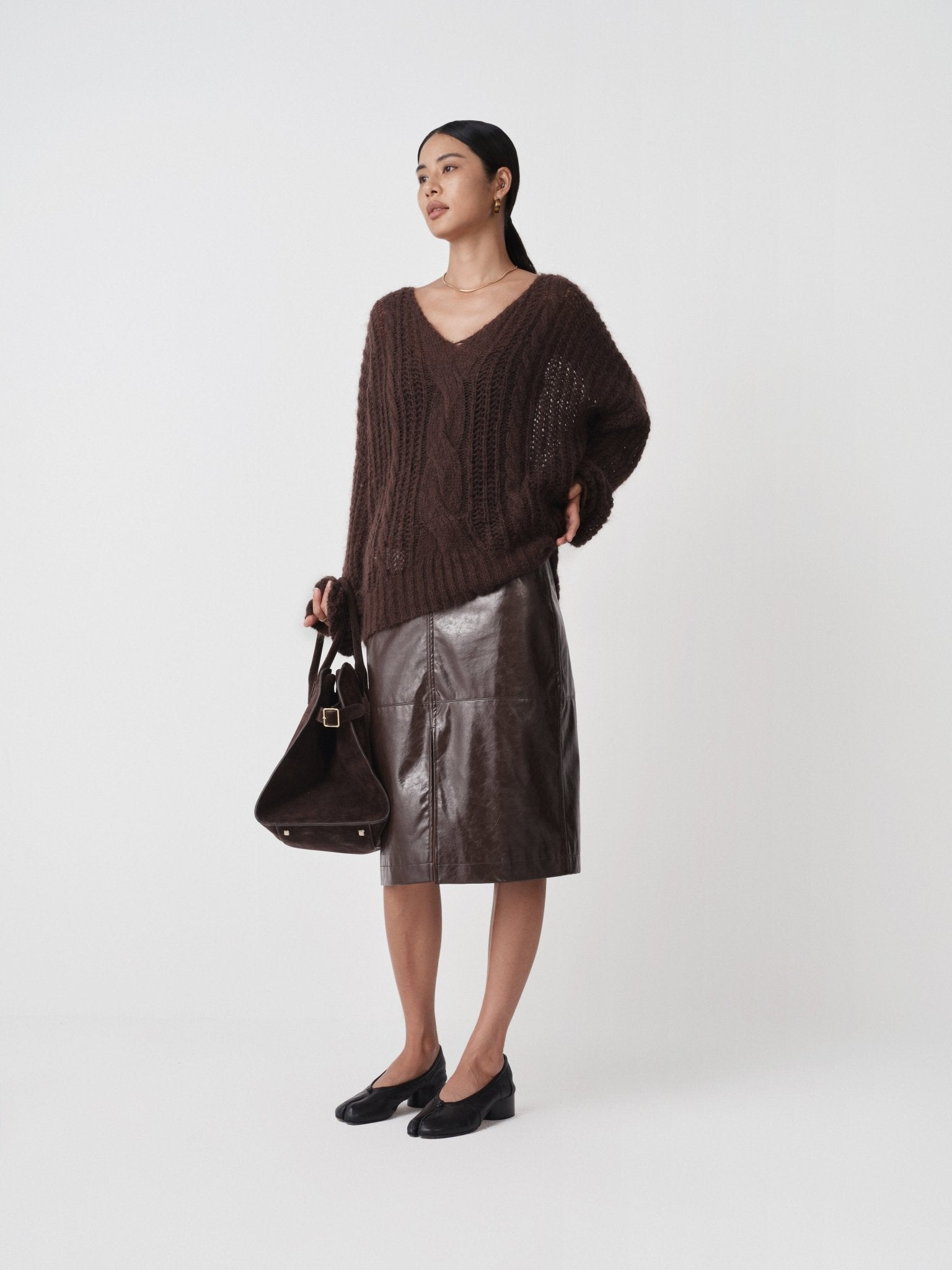 Soft V - Neck Mohair Sweater - Nettarei