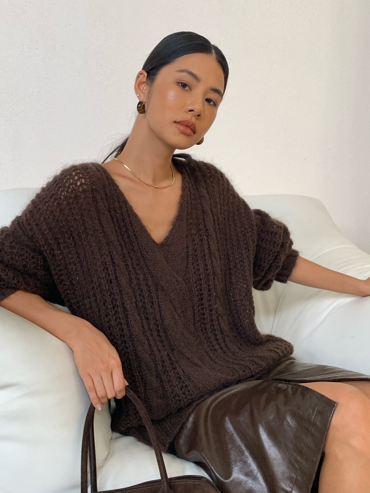Soft V - Neck Mohair Sweater - Nettarei