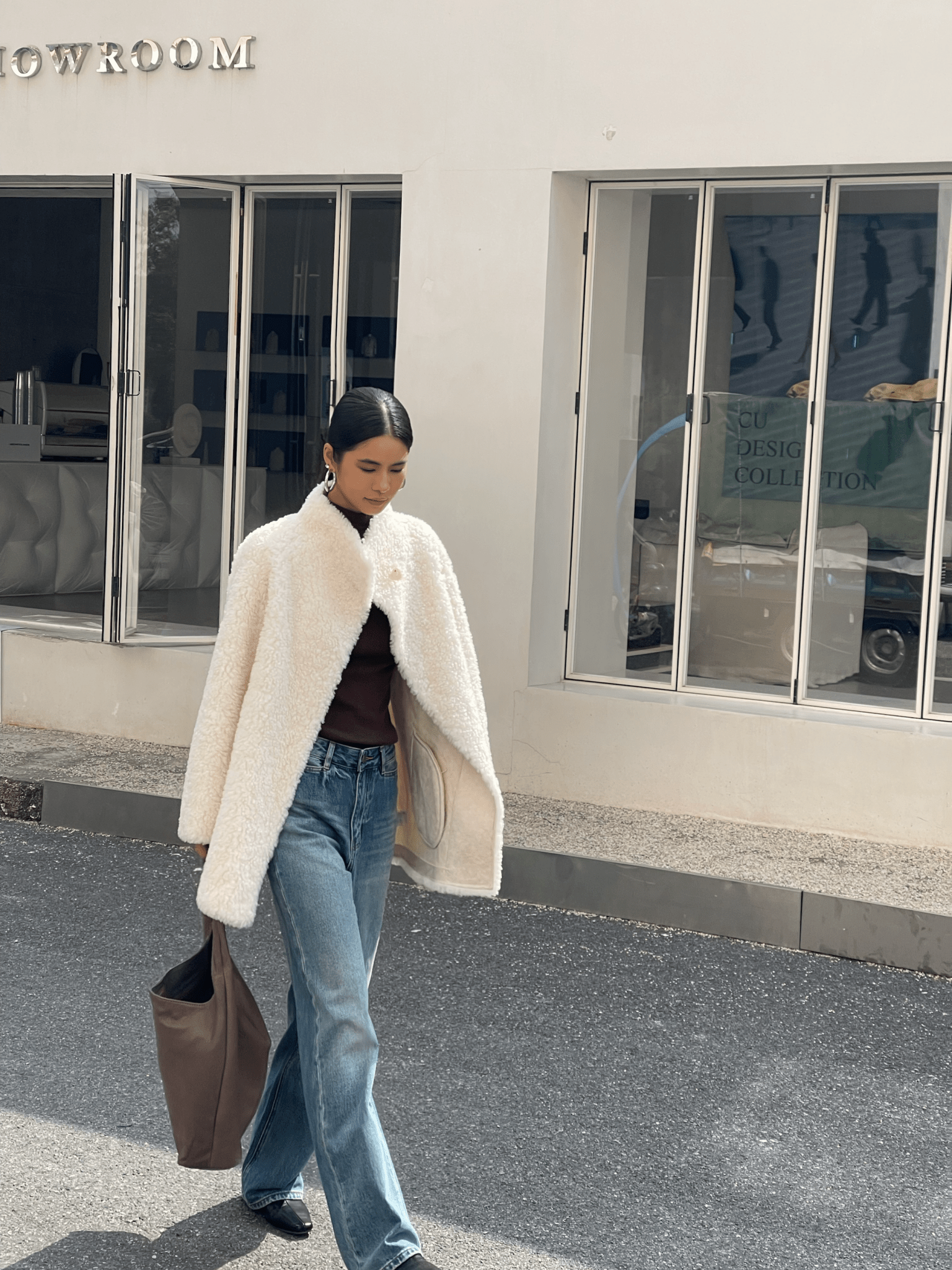 Straight Jeans for Fall - Nettarei