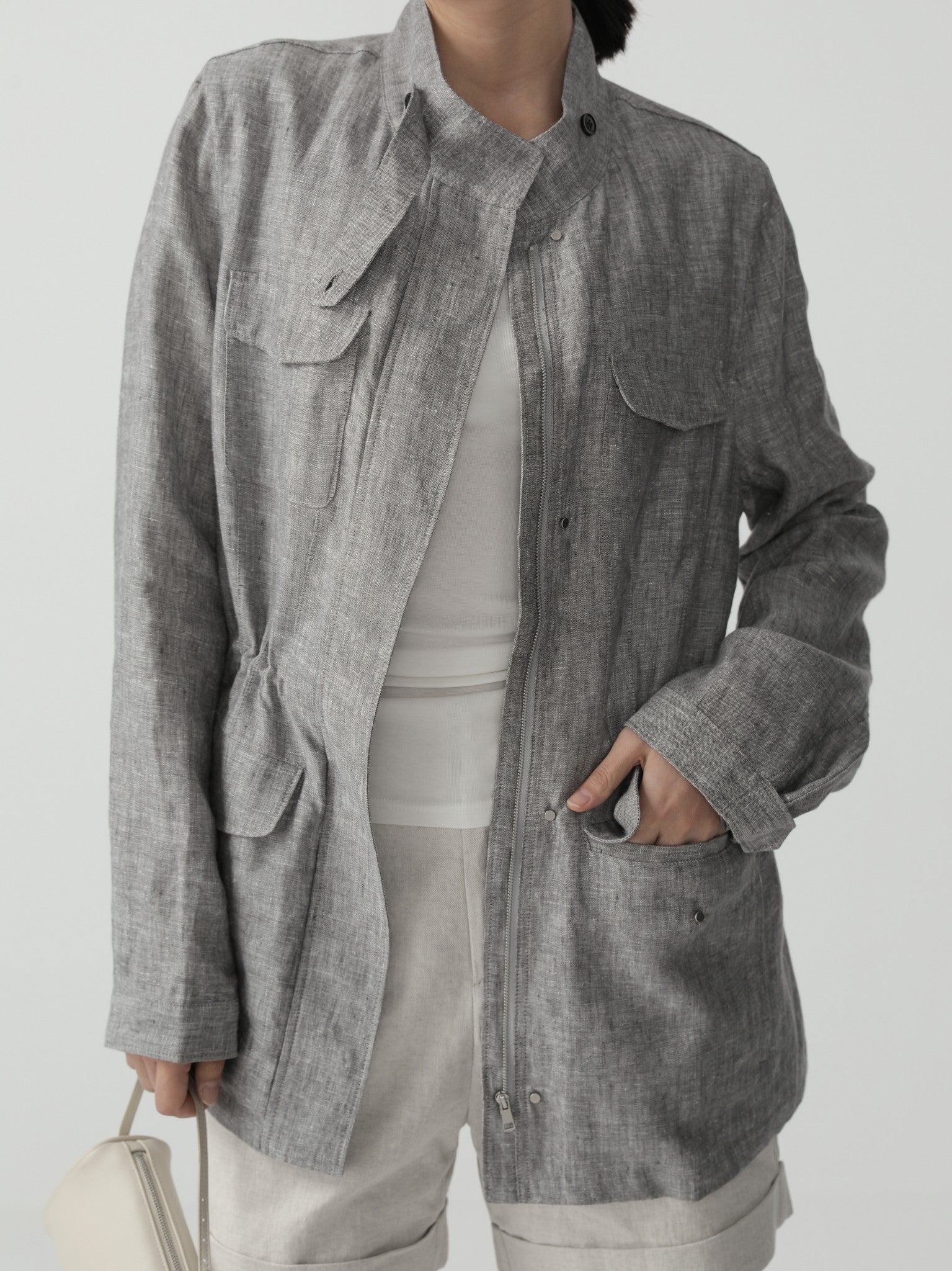 Stylish Minimal Cargo Jacket for Women - Nettarei