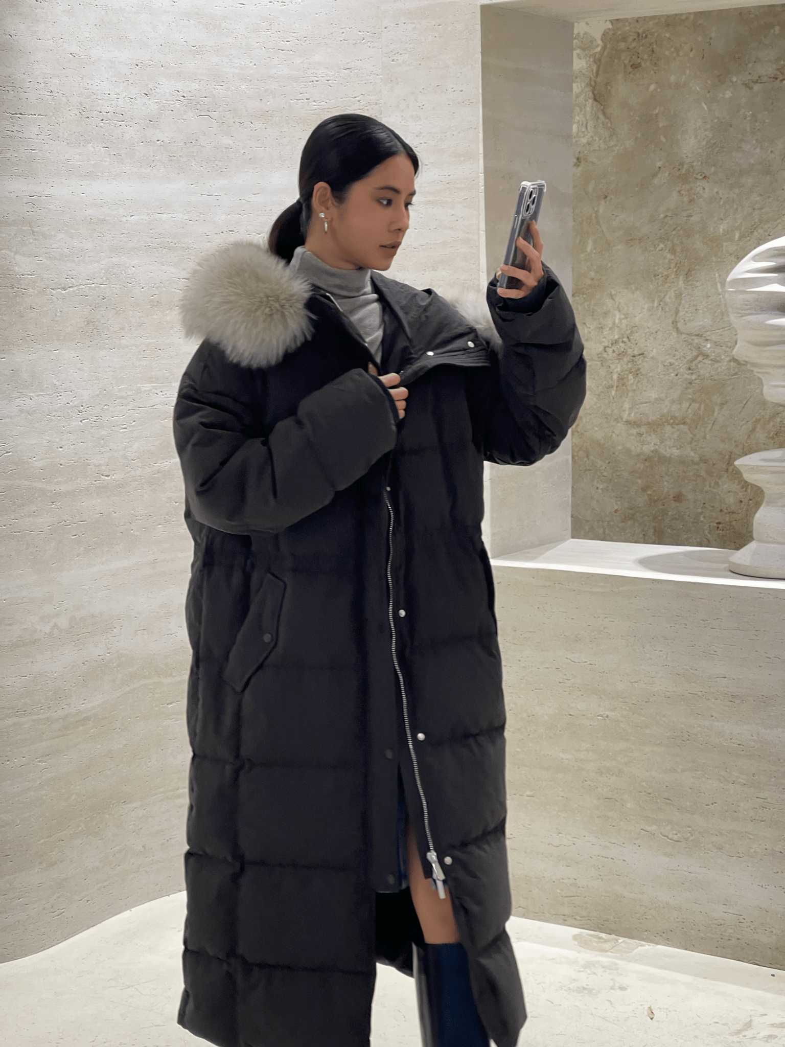 White Minimalist Long Parka - Nettarei